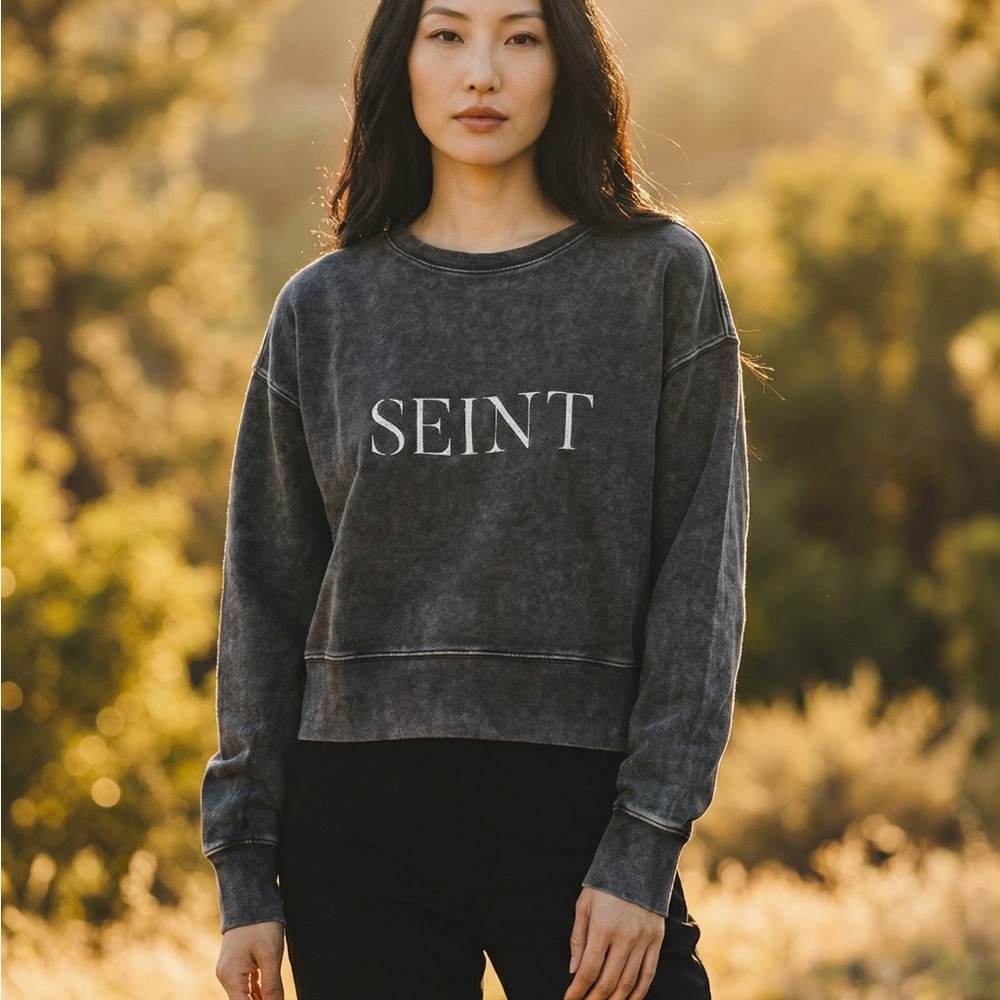 Seint Charcoal Women's Crew Neck Sweatshirt
